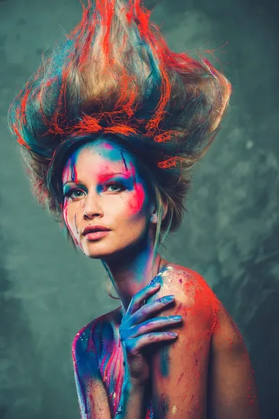 Young woman muse with creative body art and hairdo — Stock Photo, Image