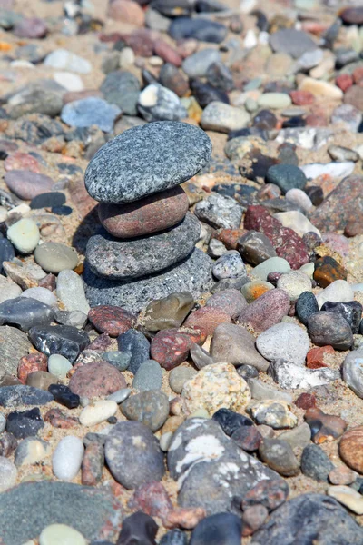 View of the pebbles stack on sea coast — Stock Photo, Image
