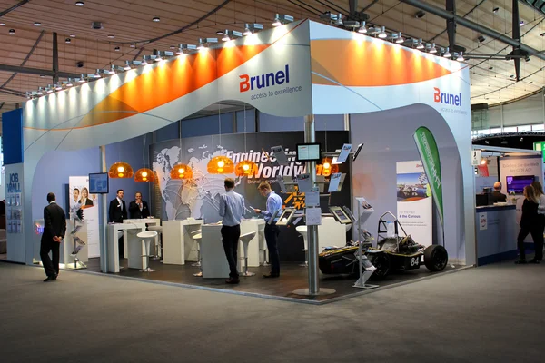 Hannover, Almanya - 13 Mart: brunel stand üzerinde 13 Mart 2014 CeBIT bilgisayar Fuarı, hannover, Almanya. dünyanın en büyük bilgisayar Fuarı CeBIT olduğunu — Stok fotoğraf