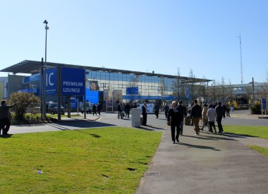 Hannover, Almanya - 13 Mart: Sergi zemin üzerinde 13 Mart 2014 CeBIT bilgisayar Fuarı, hannover, Almanya. dünyanın en büyük bilgisayar Fuarı CeBIT olduğunu