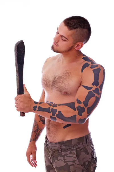 Mięśni mężczyzna z nożem — Zdjęcie stockowe