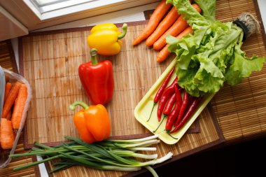 parlak, lezzetli ve taze sebze