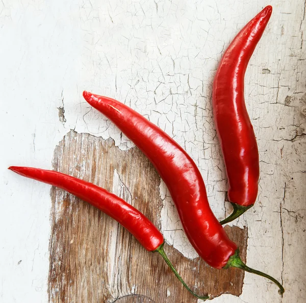 Pimientos chile en la mesa —  Fotos de Stock