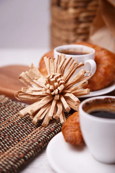 Flower made of ribbons and morning coffee — Stock Photo, Image