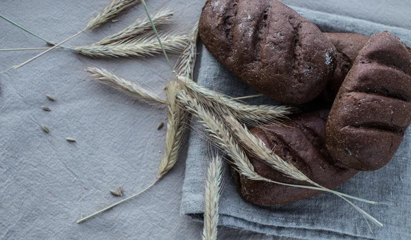 Ekmek somunları — Stok fotoğraf