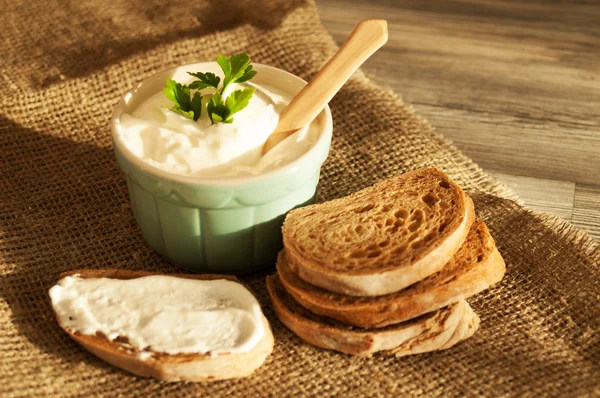 Mousse and bread — Stock Photo, Image