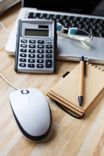 Calculator with diary — Stock Photo, Image