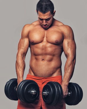 adam dumbbells ile