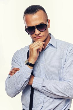 erkek güneş gözlüğü