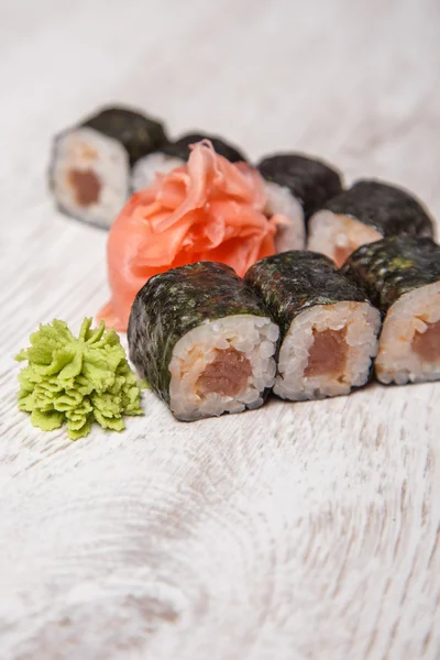 Sushi con wasabi — Foto Stock