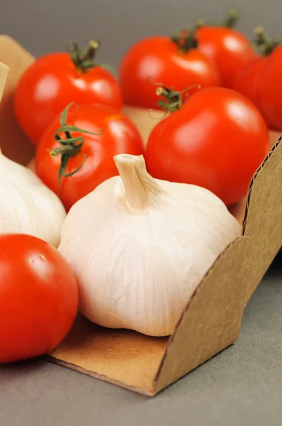 Tomaten en knoflook — Stockfoto