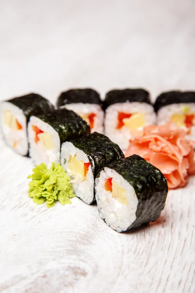 Sushi med wasabi — Stockfoto