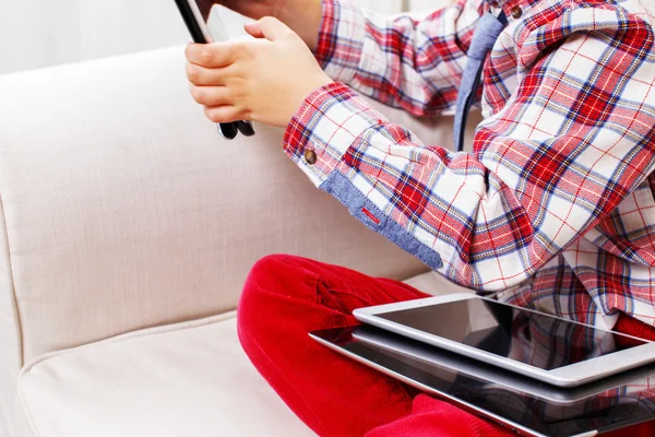 Boy with tablet — Stock Photo, Image