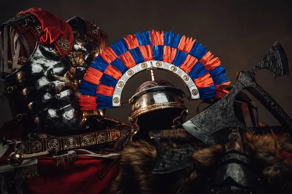 Forntida skyddsdräkt av romersk soldat och vikingakrigare — Stockfoto