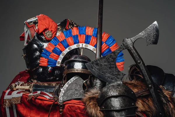 Schot van oude apparatuur van centurion en viking — Stockfoto