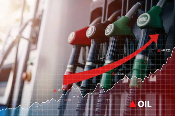 Benzin istasyonundaki silah fiyatları ve sıra sıra yükseldi