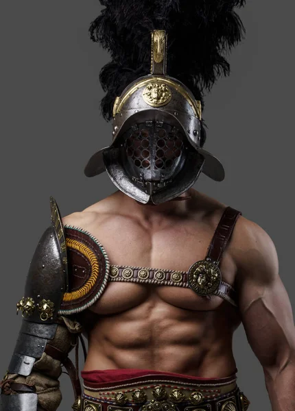 Muscular colosseum fighter with naked torso and plumed helmet — Stock Photo, Image