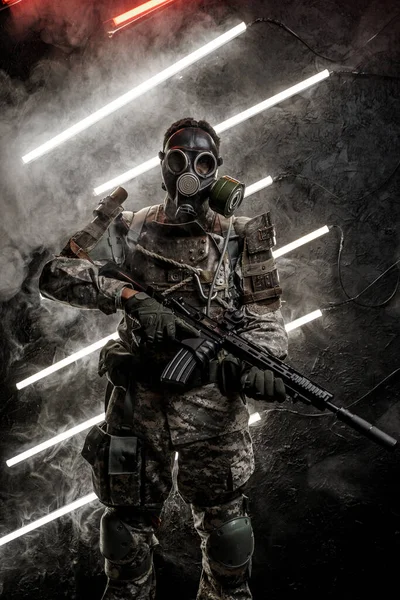 Shot Military African Man Gas Mask Rifle Dark Background Neon — Stok Foto