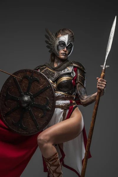 Shot Female Warrior Shield Spear Dressed Armor Red Cape Looking — Stockfoto