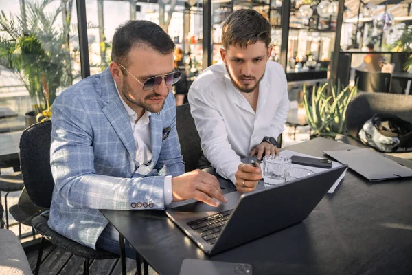 Shot Professional Two Businessmen Working Laptop Planning Strategy Office — Foto de Stock