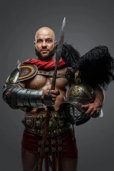 Aufnahme Eines Mächtigen Antiken Gladiators Rüstung Mit Federhelm Und Langem — Stockfoto