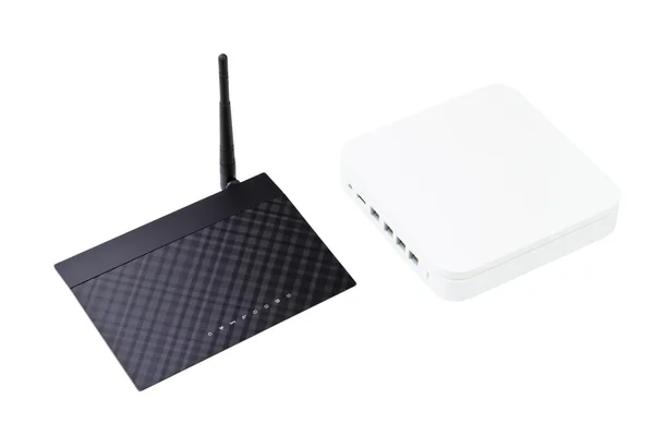 Routers inalámbricos blancos y negros — Foto de Stock