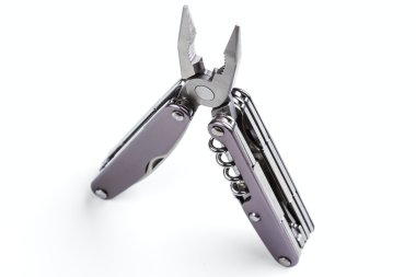 Çelik katlanabilir multitool