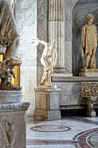 Esculturas en el Museo Vaticano . — Foto de Stock