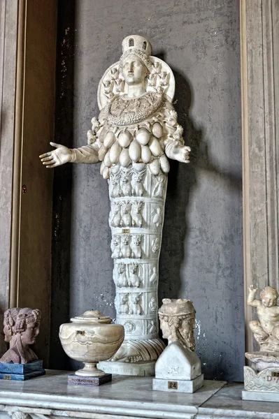 Sculptures in Vatican museum. — Stock Photo, Image