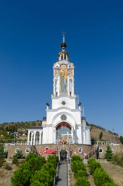 Templo-Faro San Nicolás de Myra en la aldea Malorechen —  Fotos de Stock