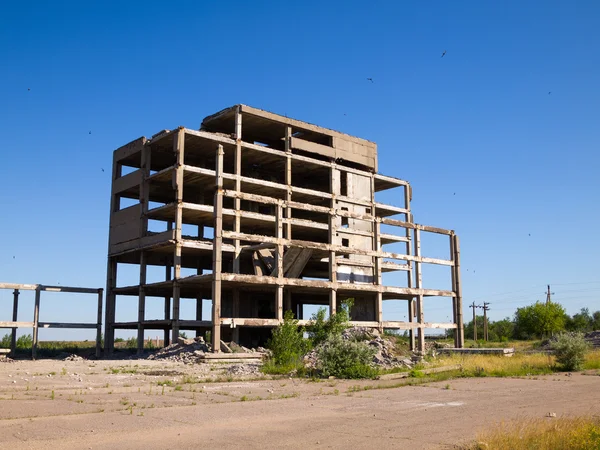 Opuszczony budynek niedokończony — Zdjęcie stockowe