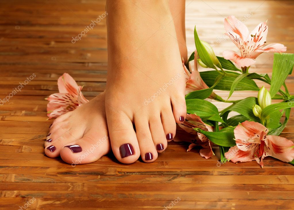 Female feet at spa salon — Stock Photo © valuavitaly 33817893