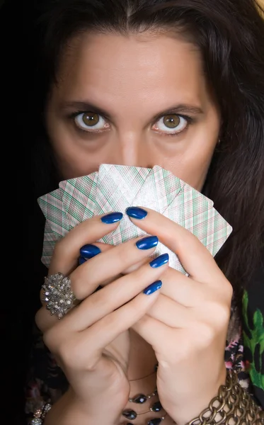 Mujer gitana con abanico de cartas — Foto de Stock