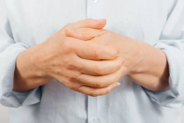 Nahaufnahme Von Gebet Gefalteten Weiblichen Händen Bei — Stockfoto