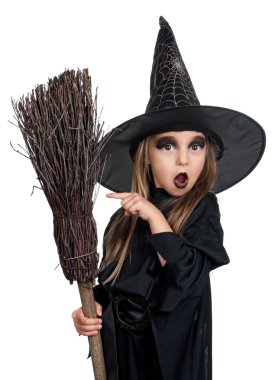 Cadılar Bayramı kostümlü çocuk