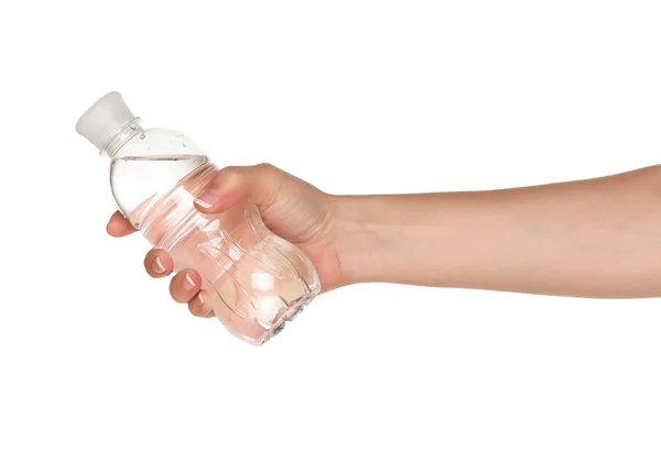 Hand mit Flasche Wasser — Stockfoto