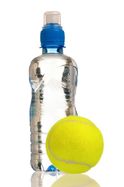 Tennis ball and bottle of water — Stock Photo, Image