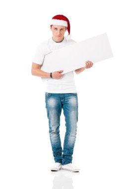 genç adam Noel Baba şapkası