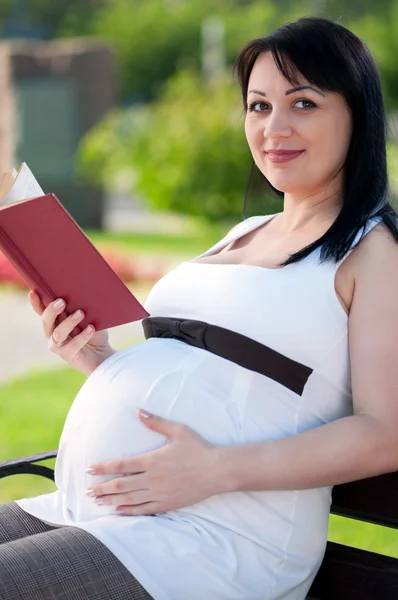 Gravid kvinna — Stockfoto