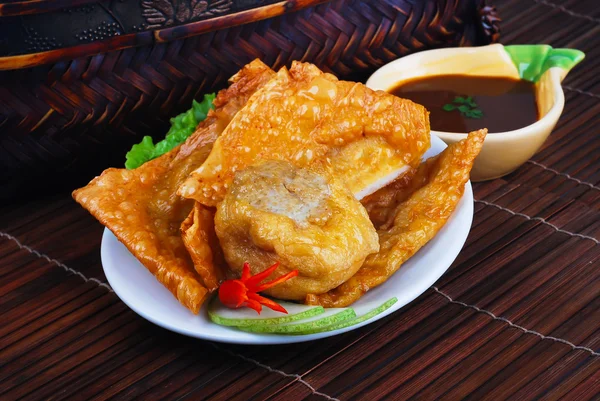 Yong Tau Fu. delicious Asian cuisine of fish paste stuffed — Stock Photo, Image