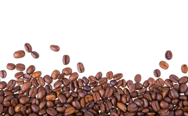 Svarta rostade kaffebönor — Stockfoto