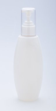 Beyaz plastik konteyner 