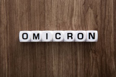 Yeni covid-19 omikron varyant türü sembolü. Konsept ve COVID-19 Omicron