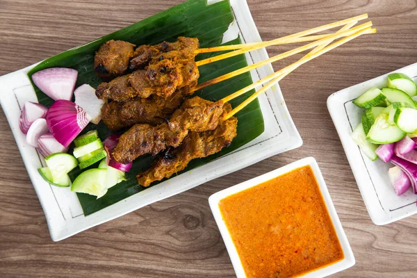 Satay Boeuf Malaisien Avec Délicieuse Sauce Aux Arachides Nourriture Célèbre — Photo