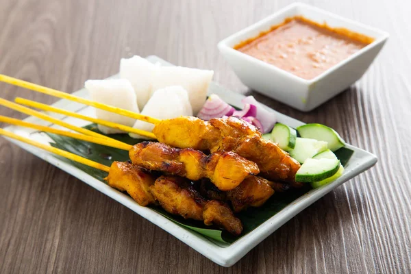 Malezyjski Satay Kurczaka Pysznym Sosem Orzechowym Słynne Jedzenie Azji Południowo Zdjęcia Stockowe bez tantiem