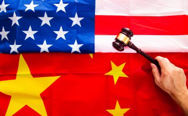 ABD ve Çin arasındaki ticari gerilim. Ekonomik çatışma ve ticari sürtüşmeler.