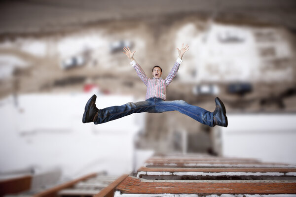 Самоубийство.