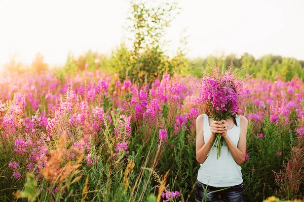 Mulheres jovens. — Fotografia de Stock