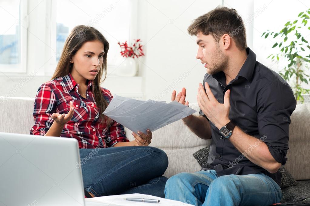 Quarreled couple with unpaid bills