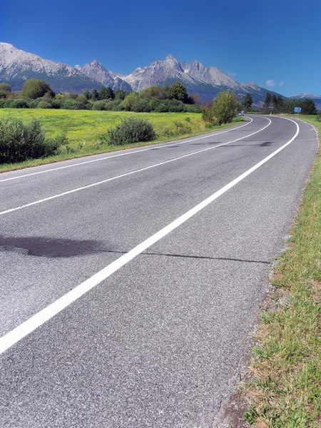Road to High Tatras in summer — Stock Photo, Image